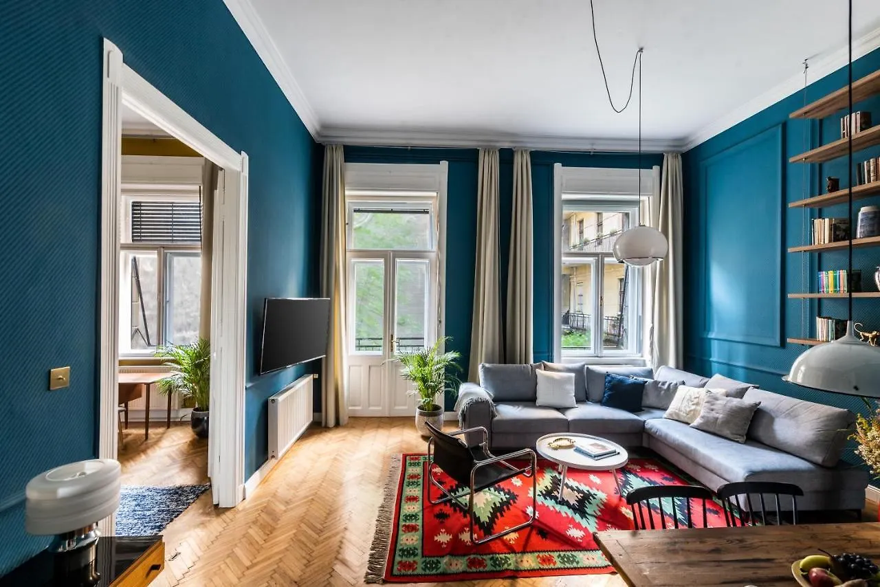 בודפשט '69 Vintage Lovely Home