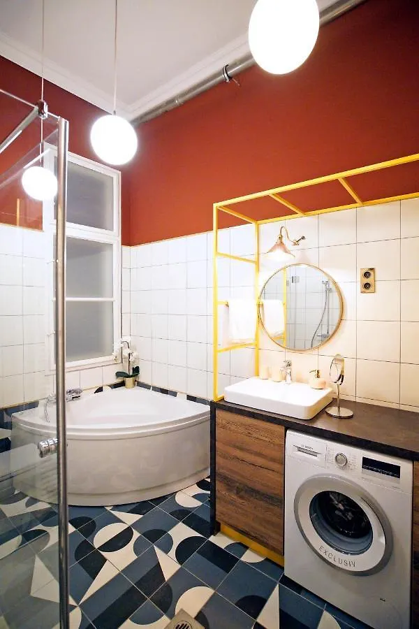 בודפשט '69 Vintage Lovely Home 0*,  הונגריה